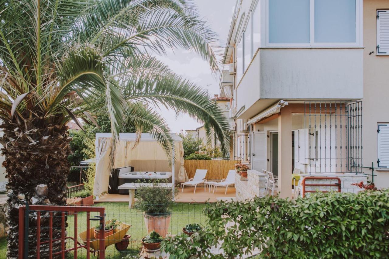Apartman Hola Novigrad Istria Exteriér fotografie