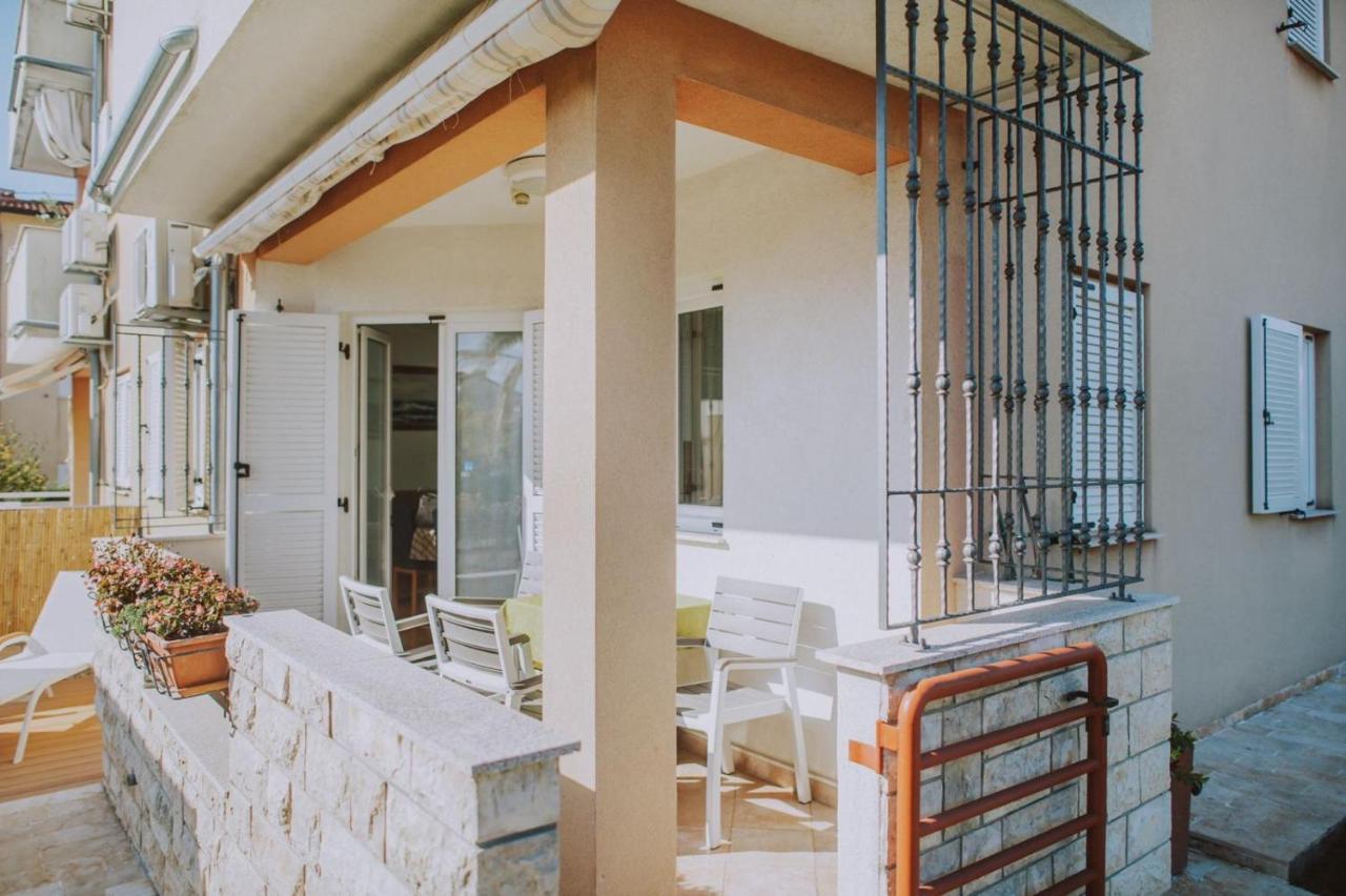 Apartman Hola Novigrad Istria Exteriér fotografie